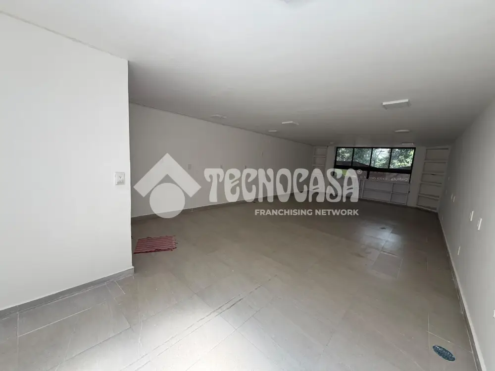 Local Comercial en Barrio Santa Catarina — foto 8
