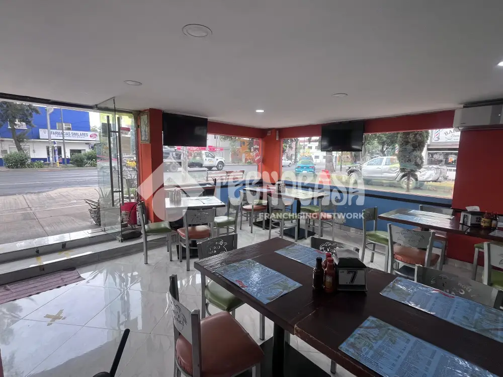 Local Comercial en 20 de Noviembre — foto 6
