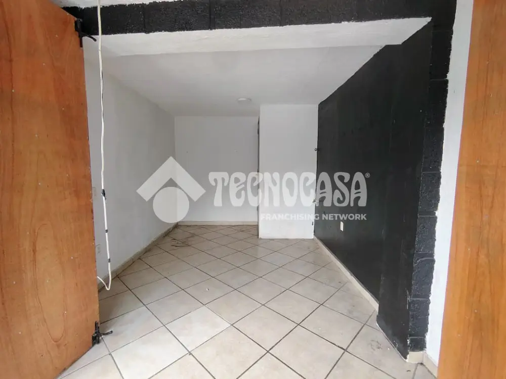 Local Comercial en Miguel Hidalgo 4a Seccion — foto 4