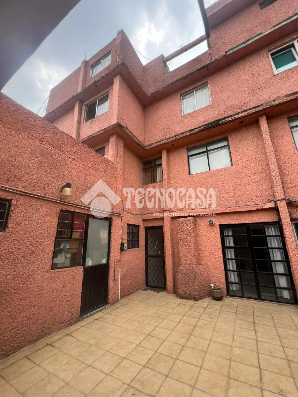 Edificio en Viveros de la Loma — foto 3