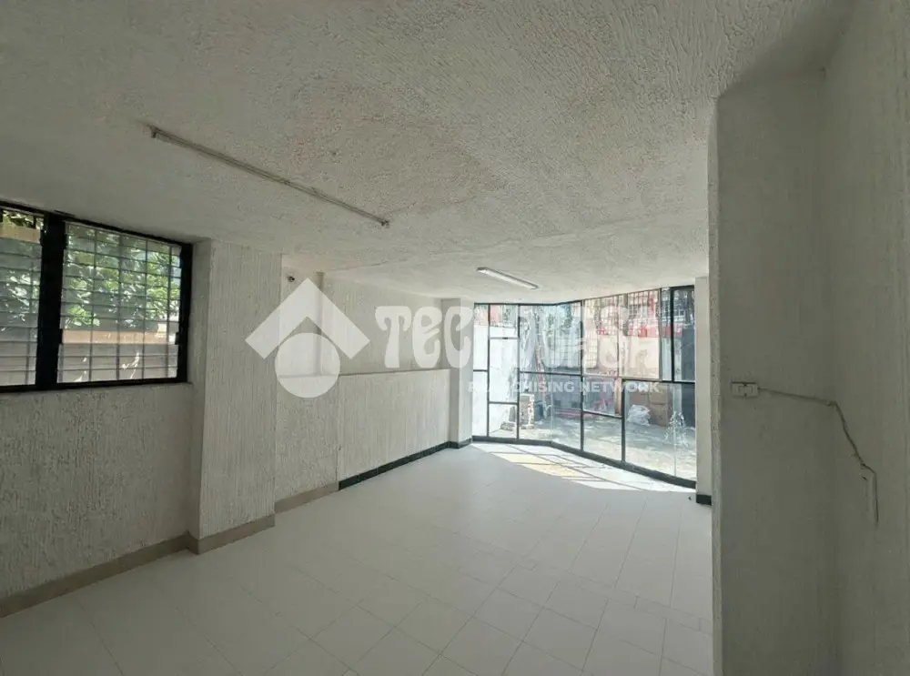 Local Comercial en el Caracol — foto 7