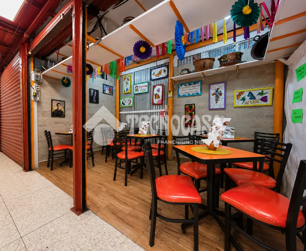 Local Comercial en del Carmen — foto 4