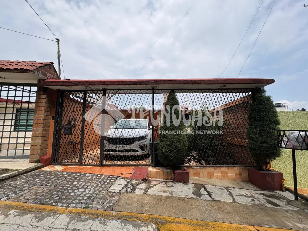 Casa en Valle Dorado