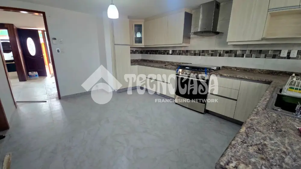 Casa en Villa Lazaro Cardenas — foto 7