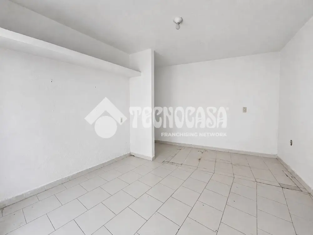 Local Comercial en Lomas del Pedregal — foto 2