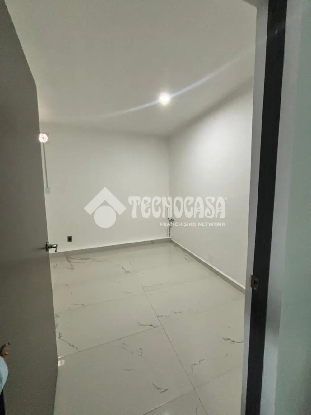 Local Comercial en Emiliano Zapata — foto 2