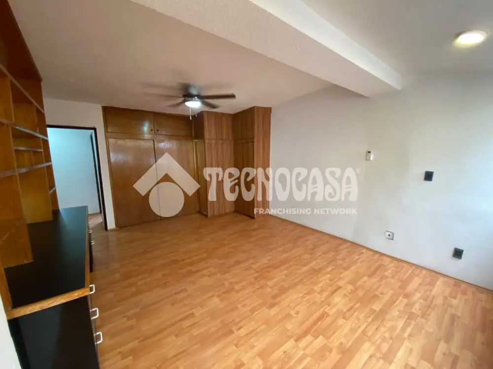 Casa en Unidad Modelo — foto 12