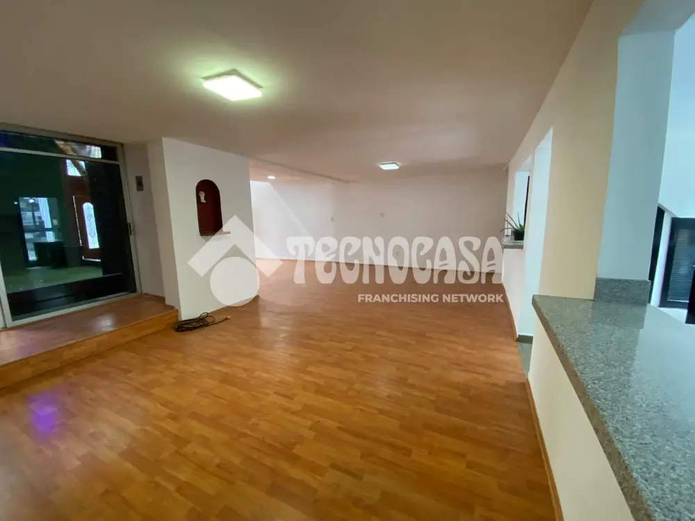 Casa en Unidad Modelo — foto 5