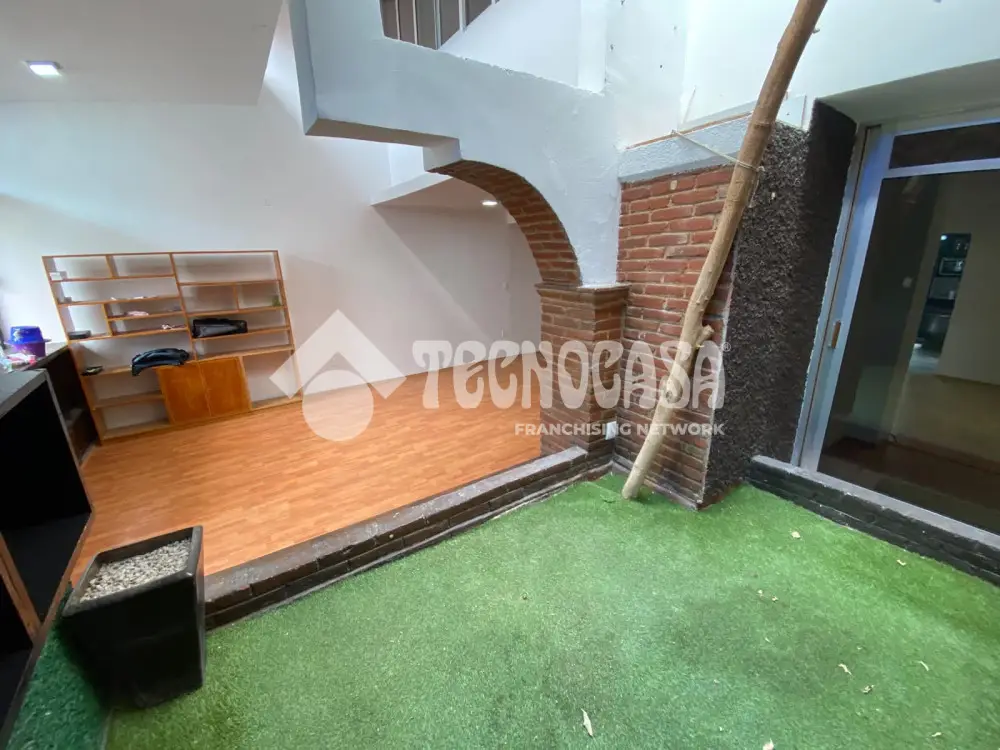 Casa en Unidad Modelo — foto 8