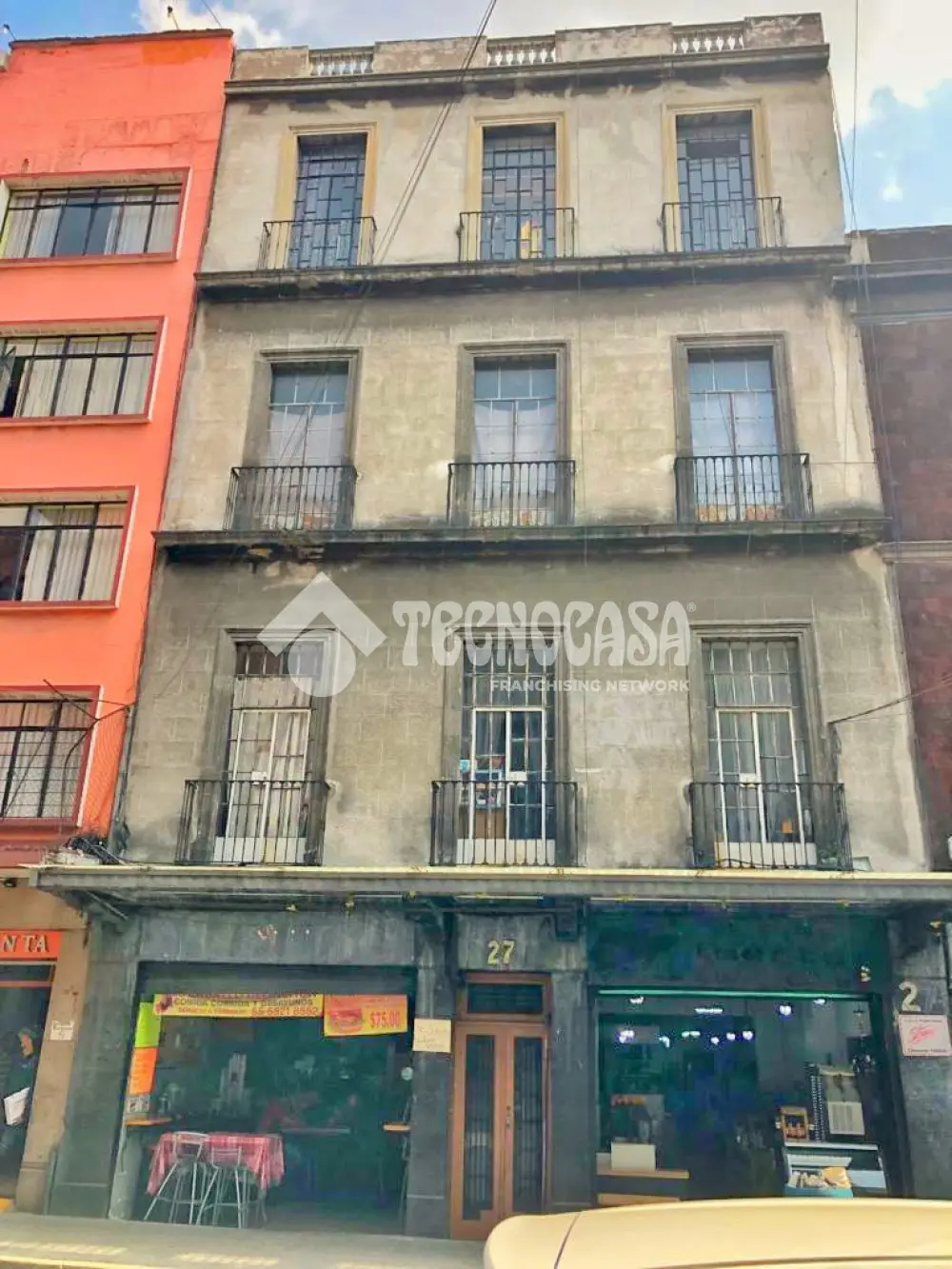 Edificio en Santa Maria la Ribera