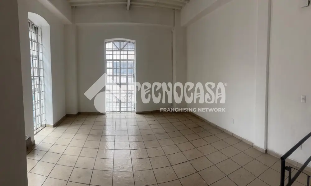 Local Comercial en Centro (Area 1) — foto 3