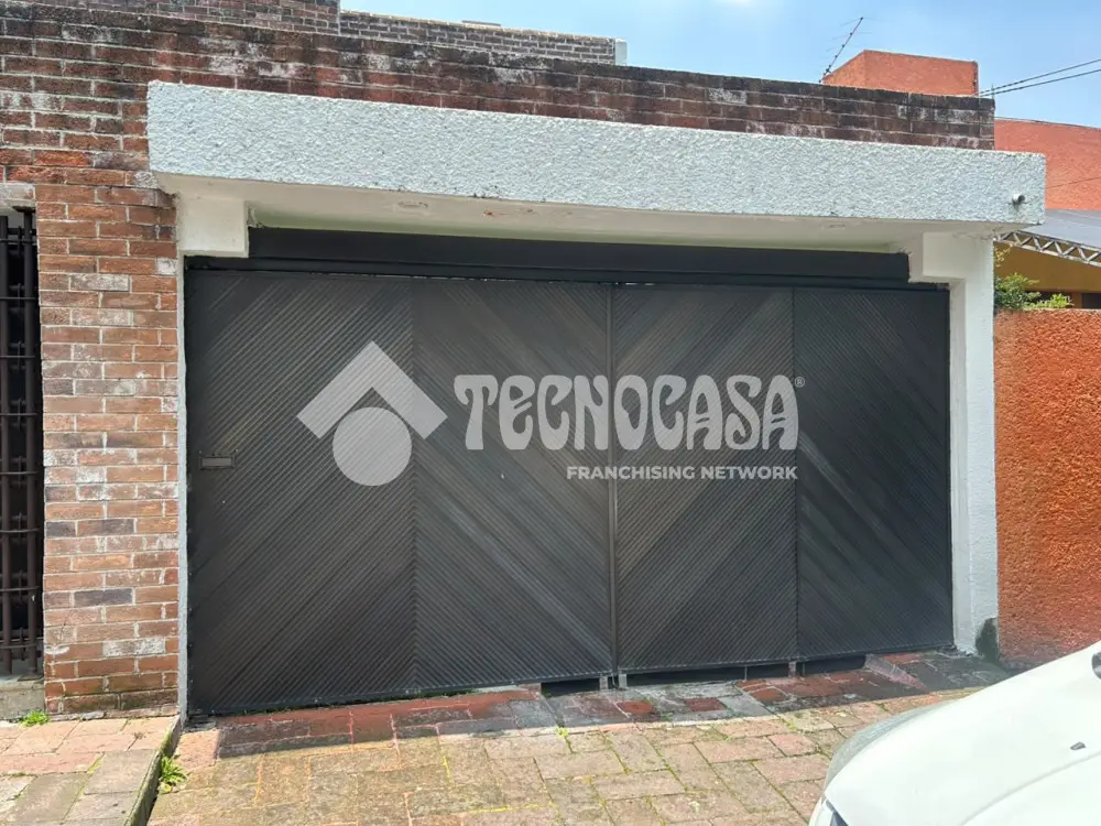 Casa en Bosques de Tarango — foto 2
