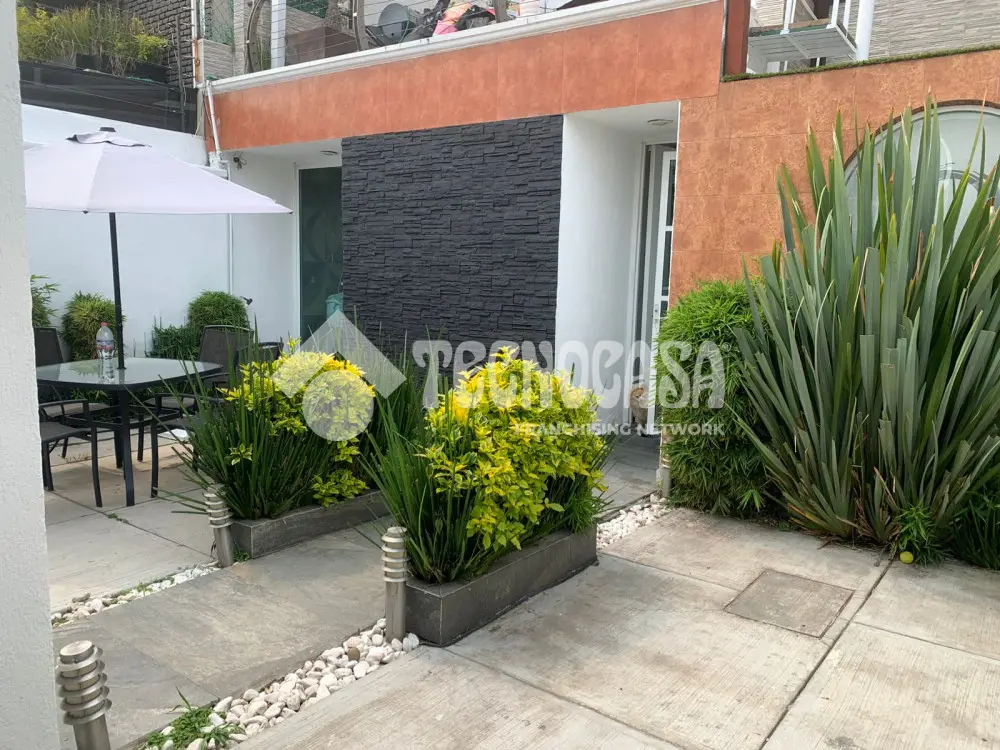 Casa en Lomas Estrella — foto 2
