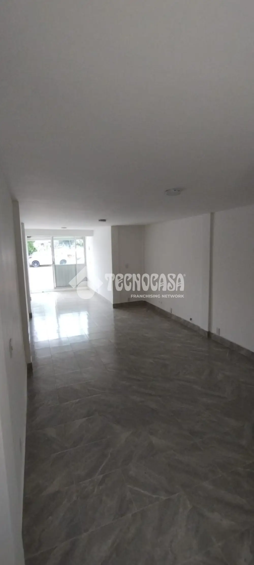 Local Comercial en Valle de Aragon — foto 2