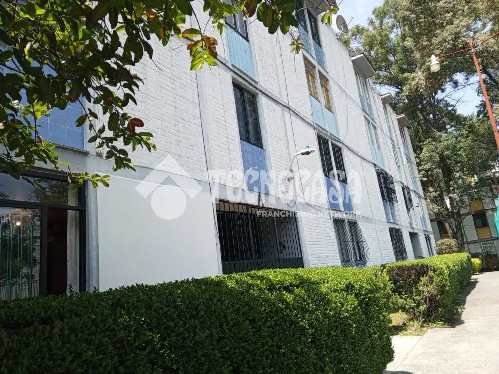 Departamento en Lomas Hermosa