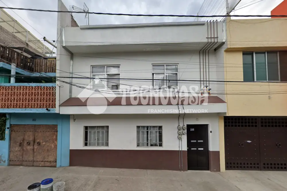Departamento en Escuadron 201
