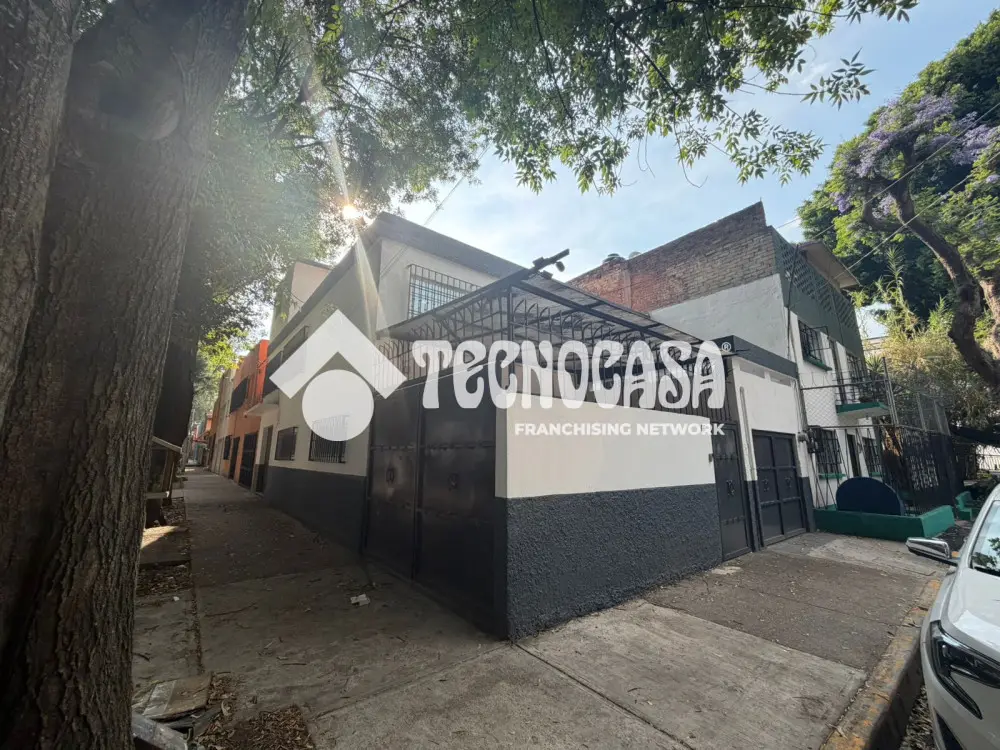 Casa en Educacion