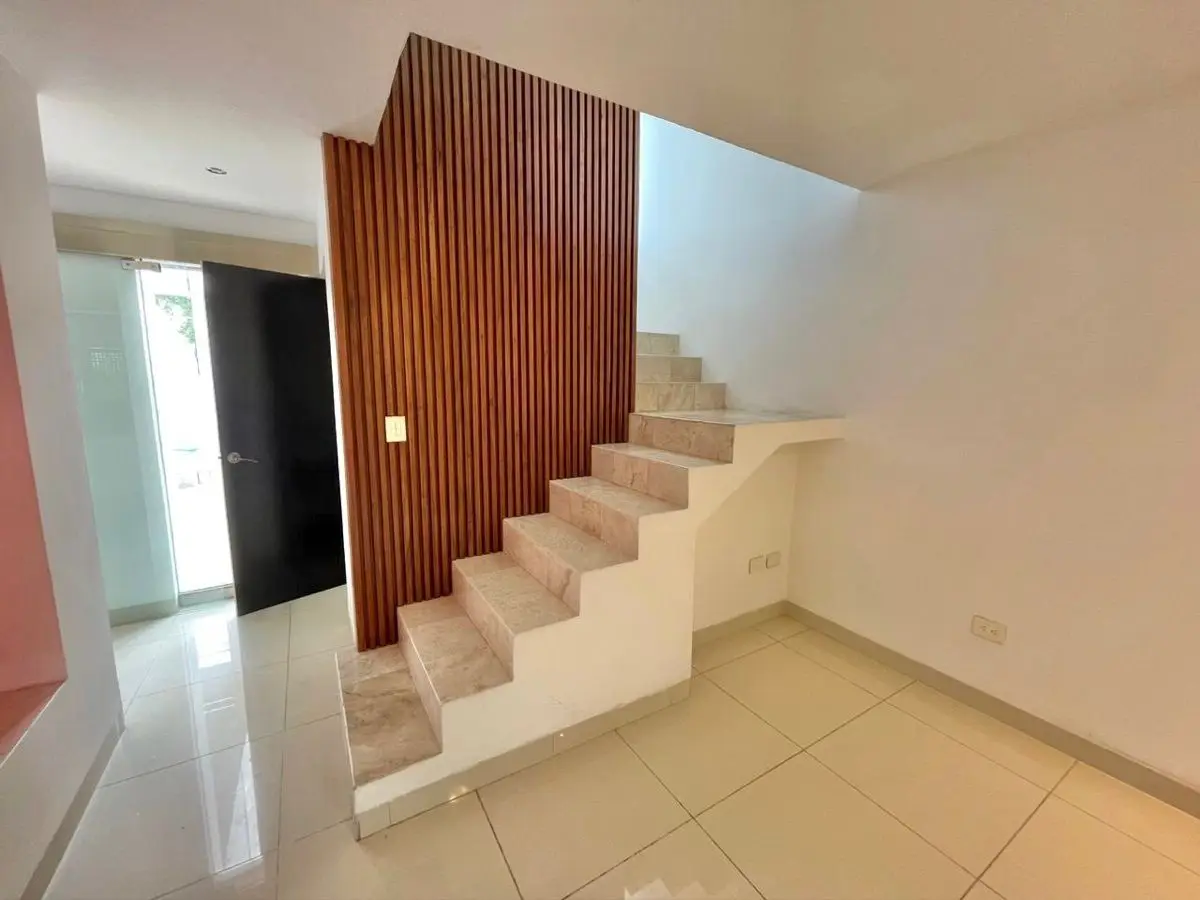 Casa de 3 Recámaras y Alberca en Renta, Cerca de la Avenida Yucatán — foto 6