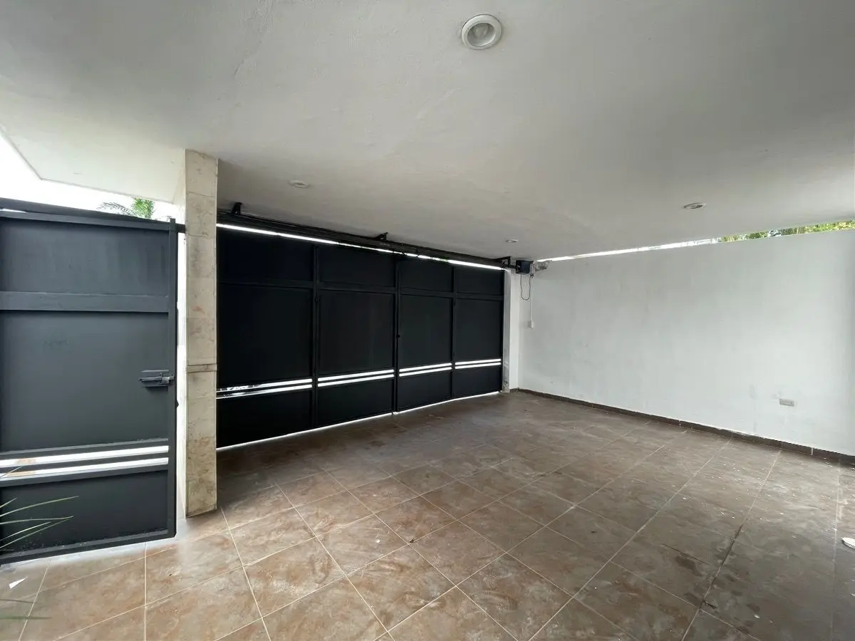 Casa de 3 Recámaras Sin Muebles en Renta en las Américas — foto 3