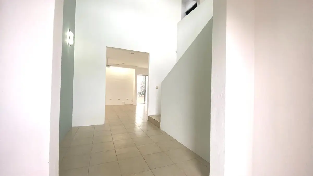 Casa en Renta Sin Amueblar en Vista Alegre Norte, 2 Recámaras, 2 Baños — foto 2