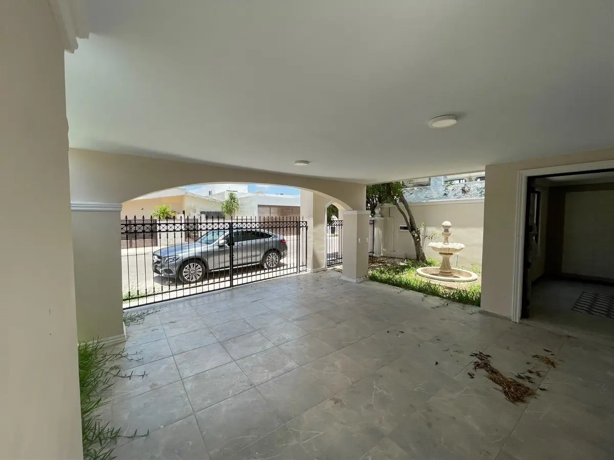 Casa de 1 Planta Remodelada en Venta en los Pinos - 3 Habitaciones — foto 3