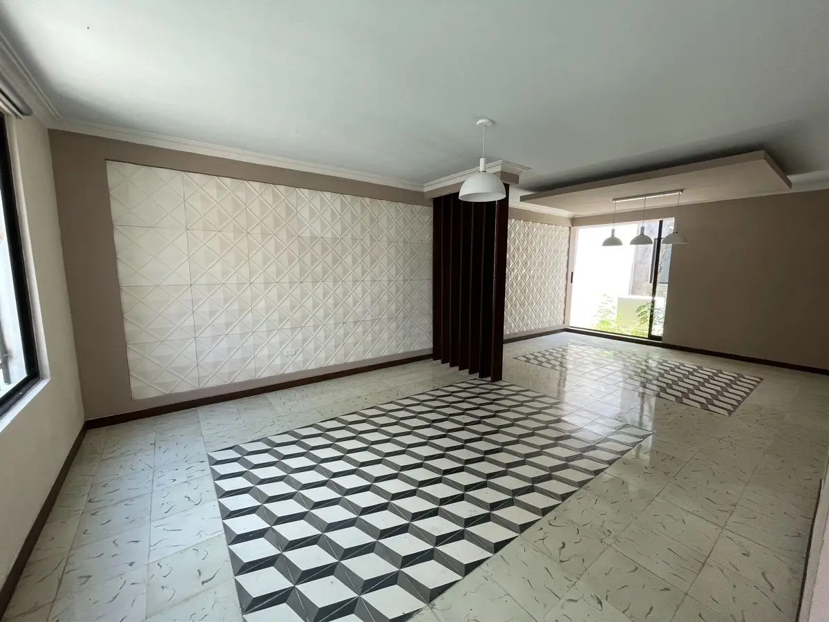 Casa de 1 Planta Remodelada en Venta en los Pinos - 3 Habitaciones — foto 4