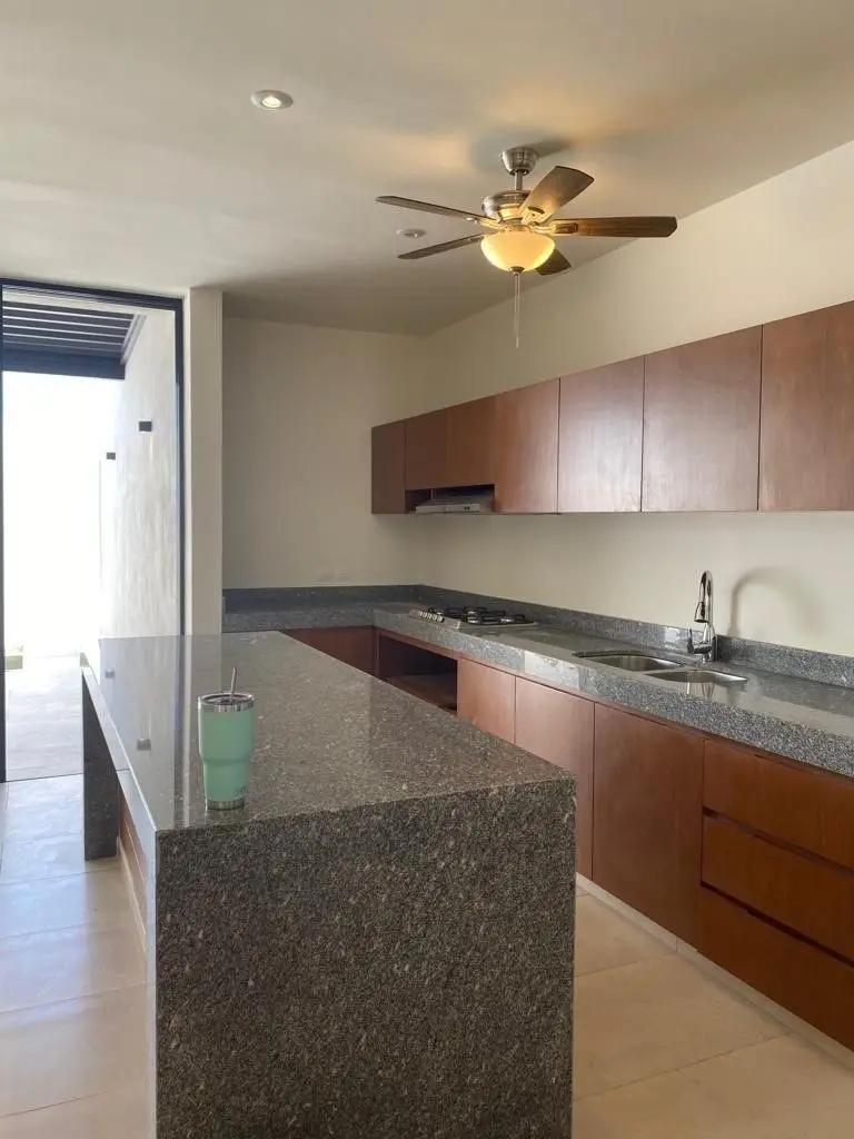 Casa en Renta en Temozón Norte 3 Recámaras y Alberca en Temozón Norte, en Renta — foto 3