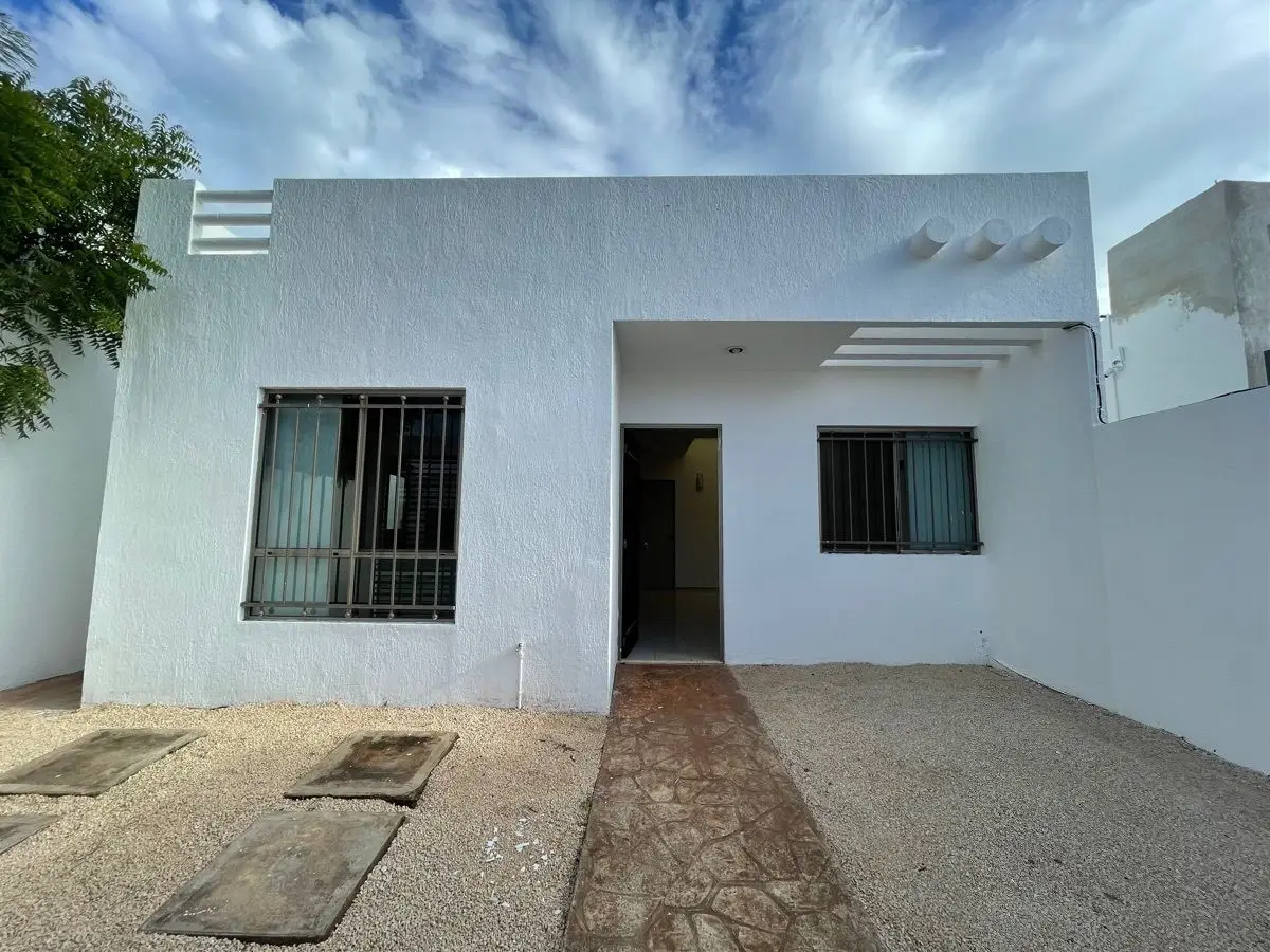 Casa de 1 Planta Sin Muebles en Renta en las Américas Ii — foto 3