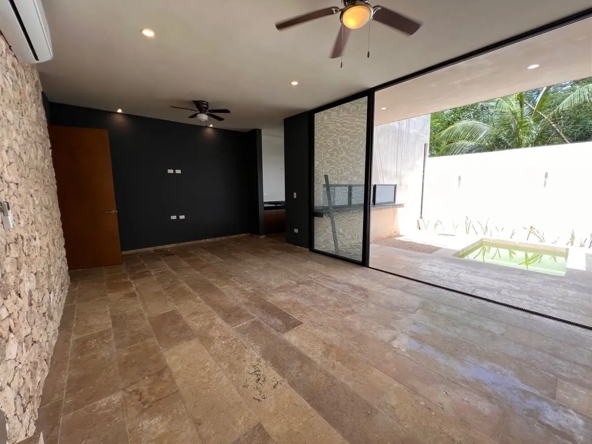 Townhouse Equipado con Alberca, de 2 Recámaras en Renta, en Temozón Norte. — foto 2