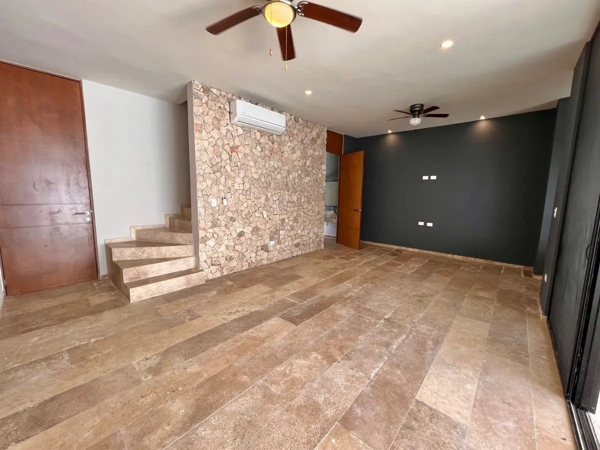 Townhouse Equipado con Alberca, de 2 Recámaras en Renta, en Temozón Norte. — foto 3