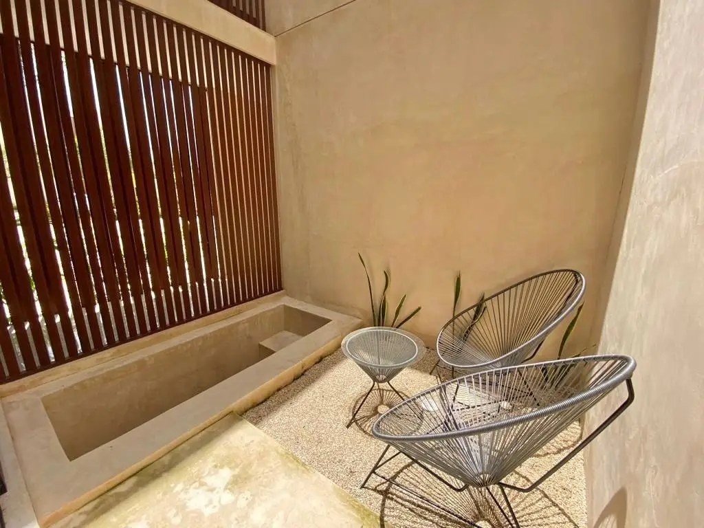 Departamento con Jacuzi Nuevo y Amueblado en Renta en Temozón Norte — foto 3