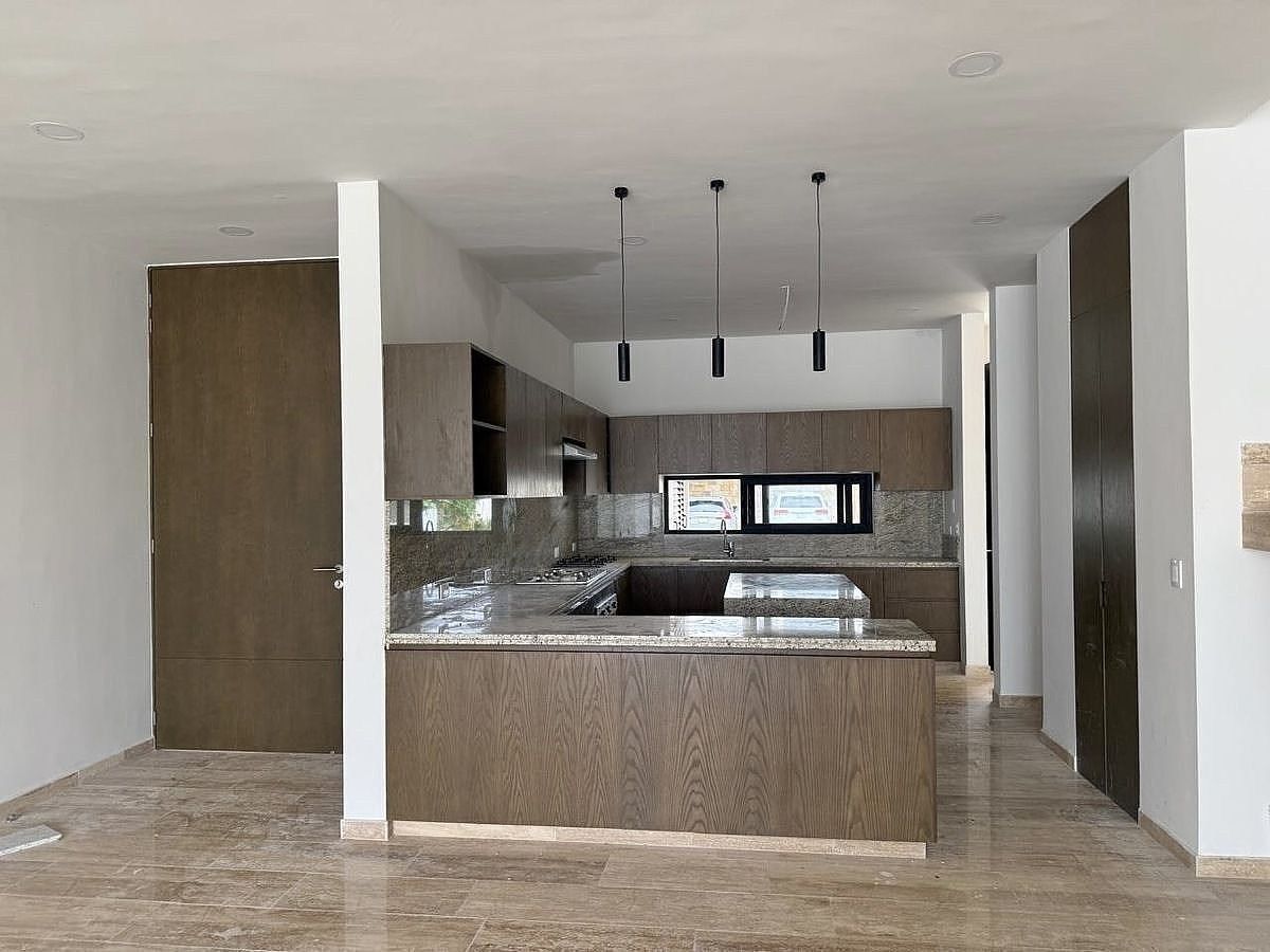 Casa en Venta en Temozón Norte en Privada Residencial — foto 3