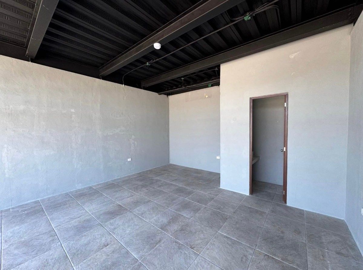Local Comercial (29.87 M2) en Avenida - Colonia México Oriente, en Renta — foto 2