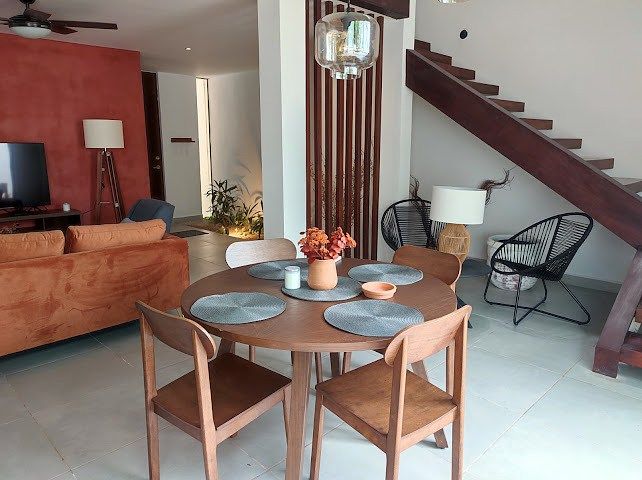Townhouse Amueblado de 2 Recámaras en Temozón Norte en Renta — foto 6