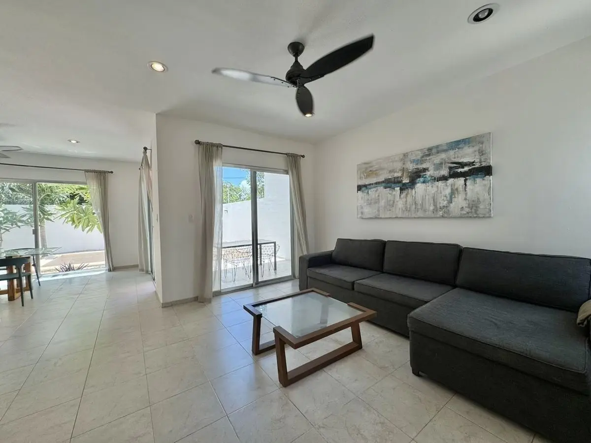 Casa en Renta Amueblada, 3 Recámaras y Alberca al Noreste de Mérida — foto 3