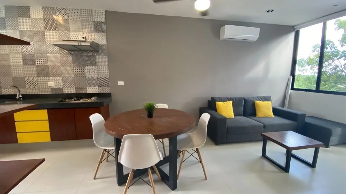 Departamento en Renta en Temozón Norte, 2 Recámaras Amueblado — foto 2