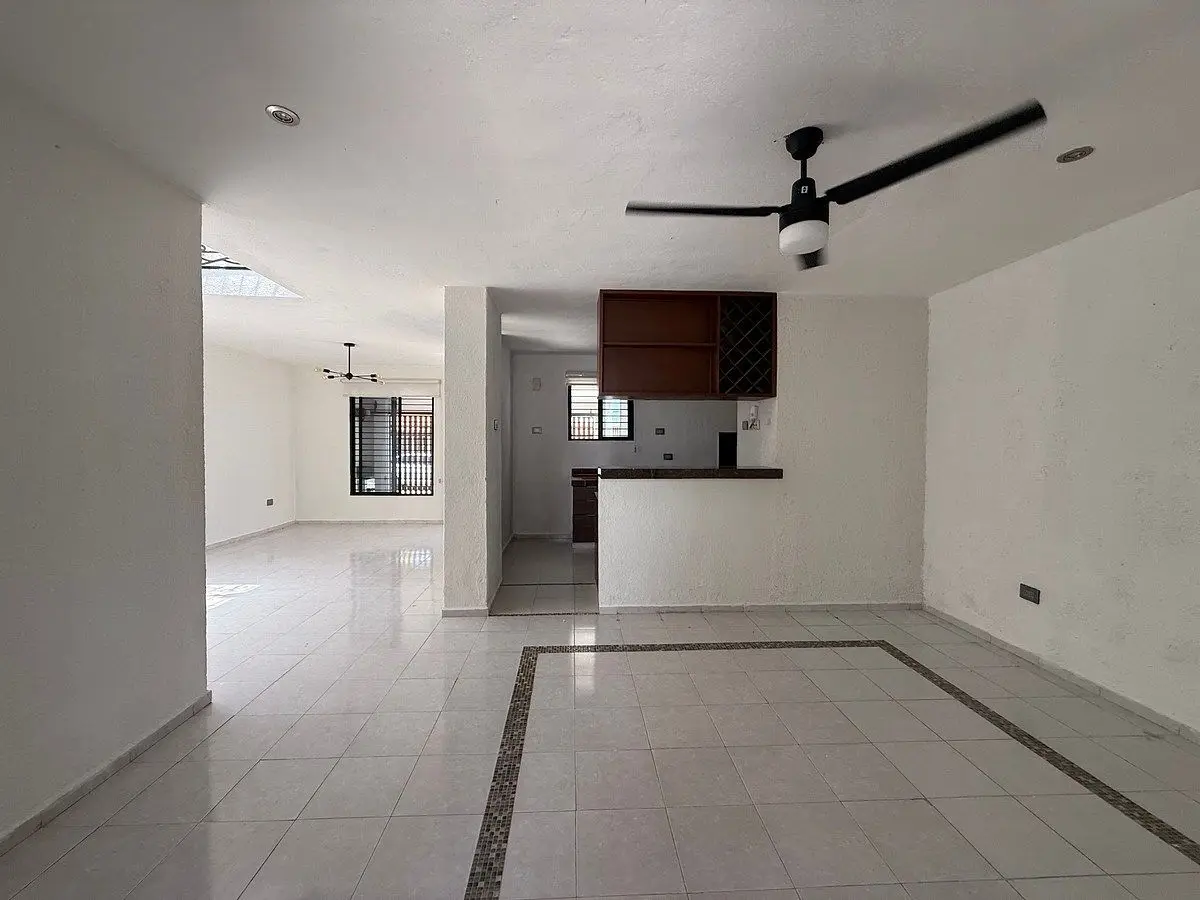 Casa de 1 Planta en Renta en Montecarlo — foto 2