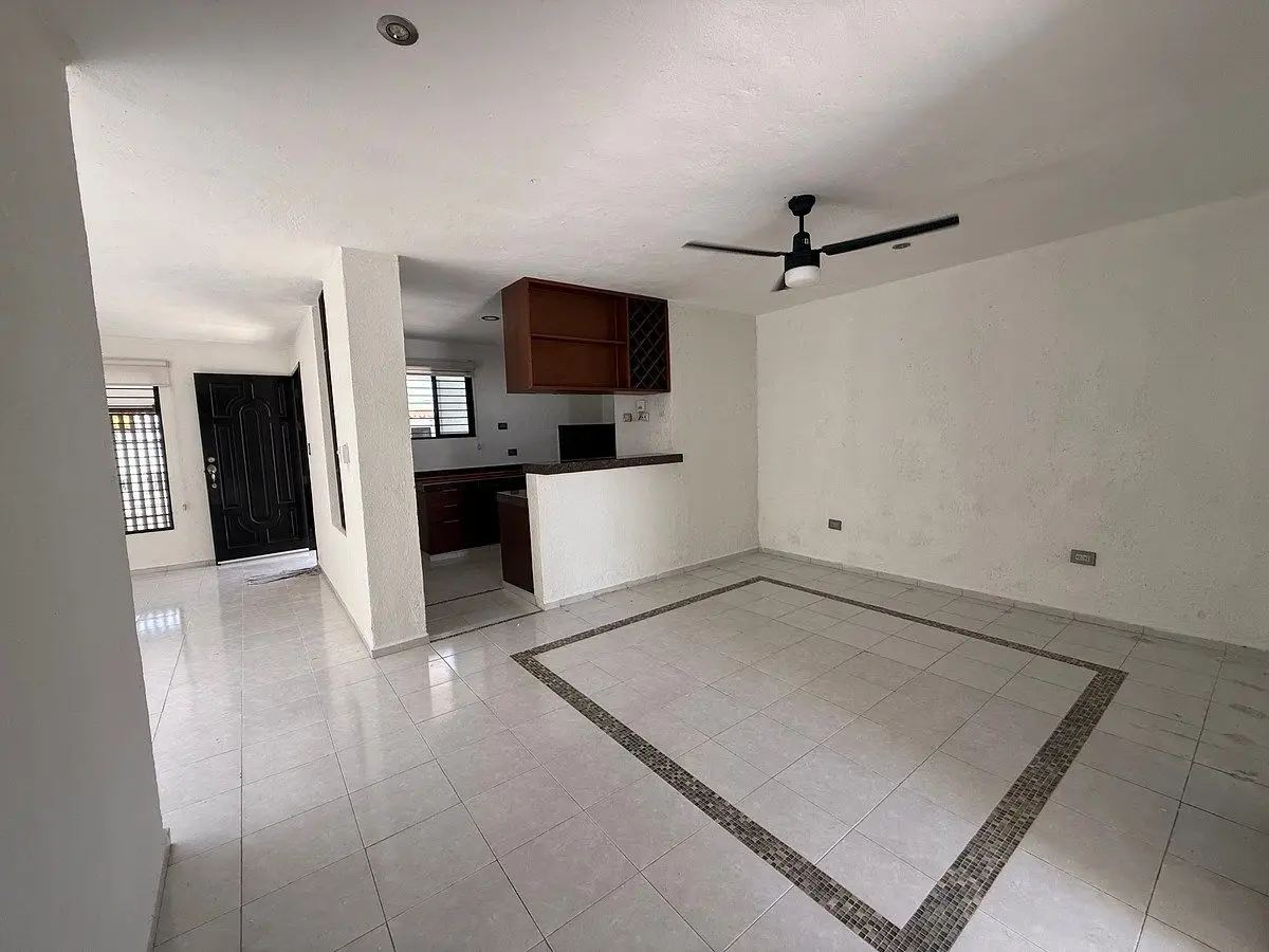 Casa de 1 Planta en Renta en Montecarlo — foto 3
