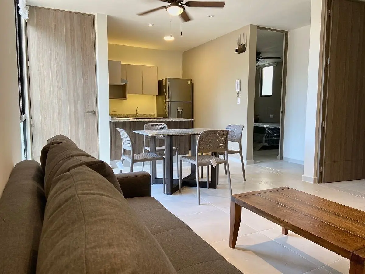 Departamento Amueblado de 2 Recámaras, en Col. Montes de Amé en Renta — foto 3