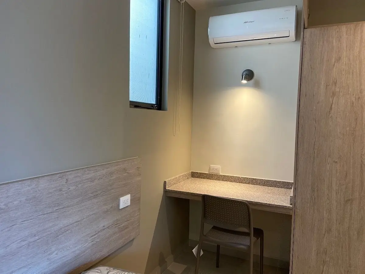 Departamento Amueblado de 2 Recámaras, en Col. Montes de Amé en Renta — foto 6