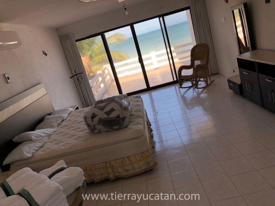 Progreso Frente a la Playa con Piscina — foto 7