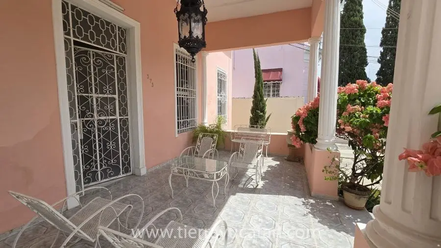 Gran Casona con Acento Frances Original — foto 3