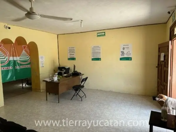 Tepakan, Antigua Casa en el Parque Central. ¡Terreno Grande! — foto 2