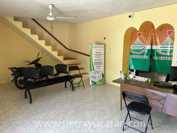 Tepakan, Antigua Casa en el Parque Central. ¡Terreno Grande! — foto 3
