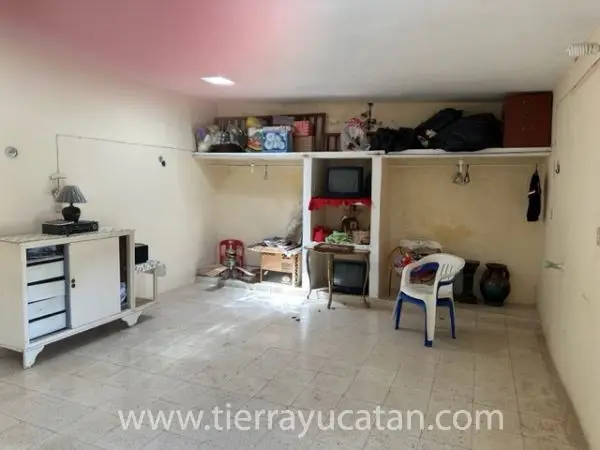 Tepakan, Antigua Casa en el Parque Central. ¡Terreno Grande! — foto 5