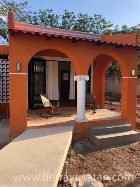 ¡Lote Enorme con Tres Lindas Casas en Izamal! ¡Muy Privado! — foto 2