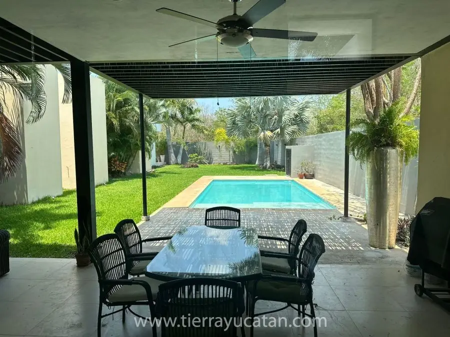 Fabulosa y Moderna Casa Quinta en Zona Premium de Merida, en Rejoyada — foto 4