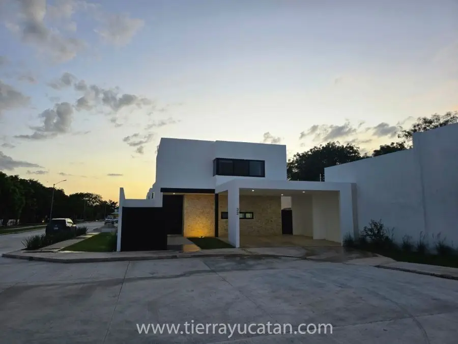 Casa Nueva Privada Aminadah Temozon Norte, a 20 Minutos de la Playa!! — foto 2