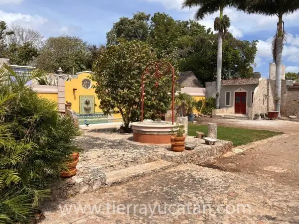 Tranquilidad y Ubicación Perfecta en el Centro de Mérida – Villa Hortensia Te Espera — foto 12