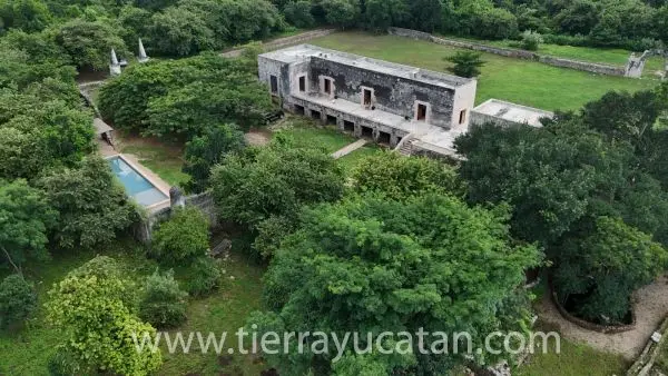 ¡Hacienda del Siglo Xviii con Cenote y 163 Hectareas! — foto 4